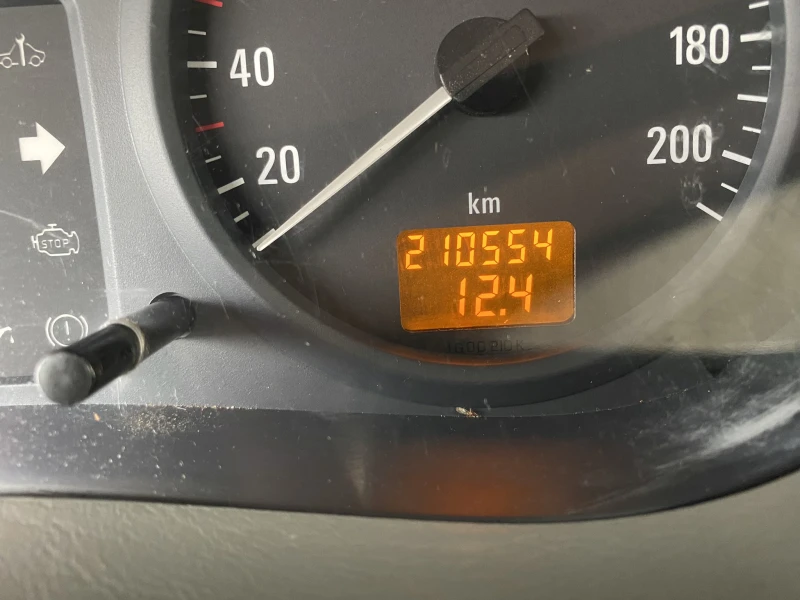 Renault Trafic -1, 9TDI-101k.c./ПЪТНИЧЕСКИ-9МЕСТА/КЛИМАТИК, снимка 9 - Бусове и автобуси - 52277638