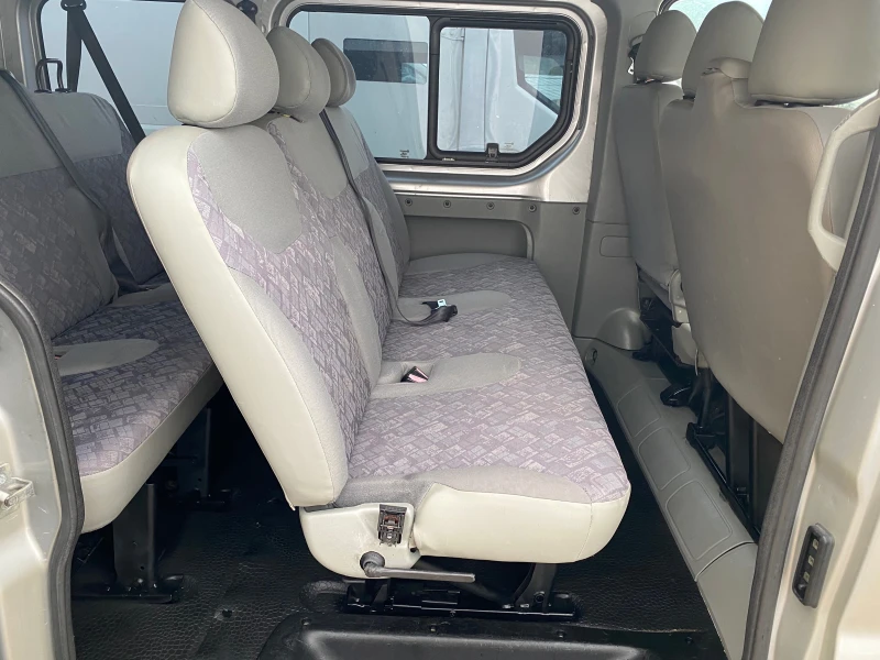 Renault Trafic -1, 9TDI-101k.c./ПЪТНИЧЕСКИ-9МЕСТА/КЛИМАТИК, снимка 13 - Бусове и автобуси - 52277638