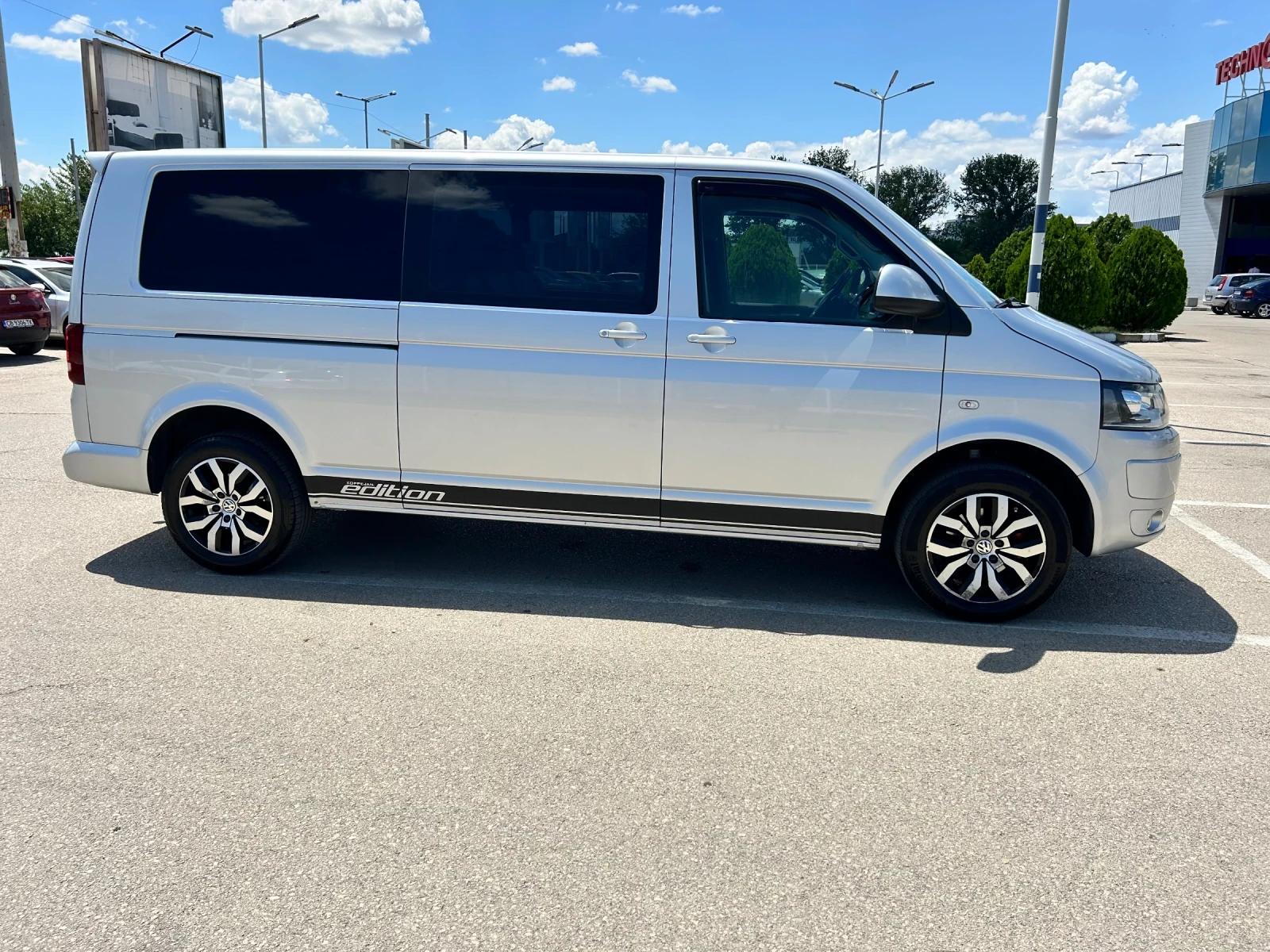 VW Transporter, снимка 8 - Бусове и автобуси - 55311567