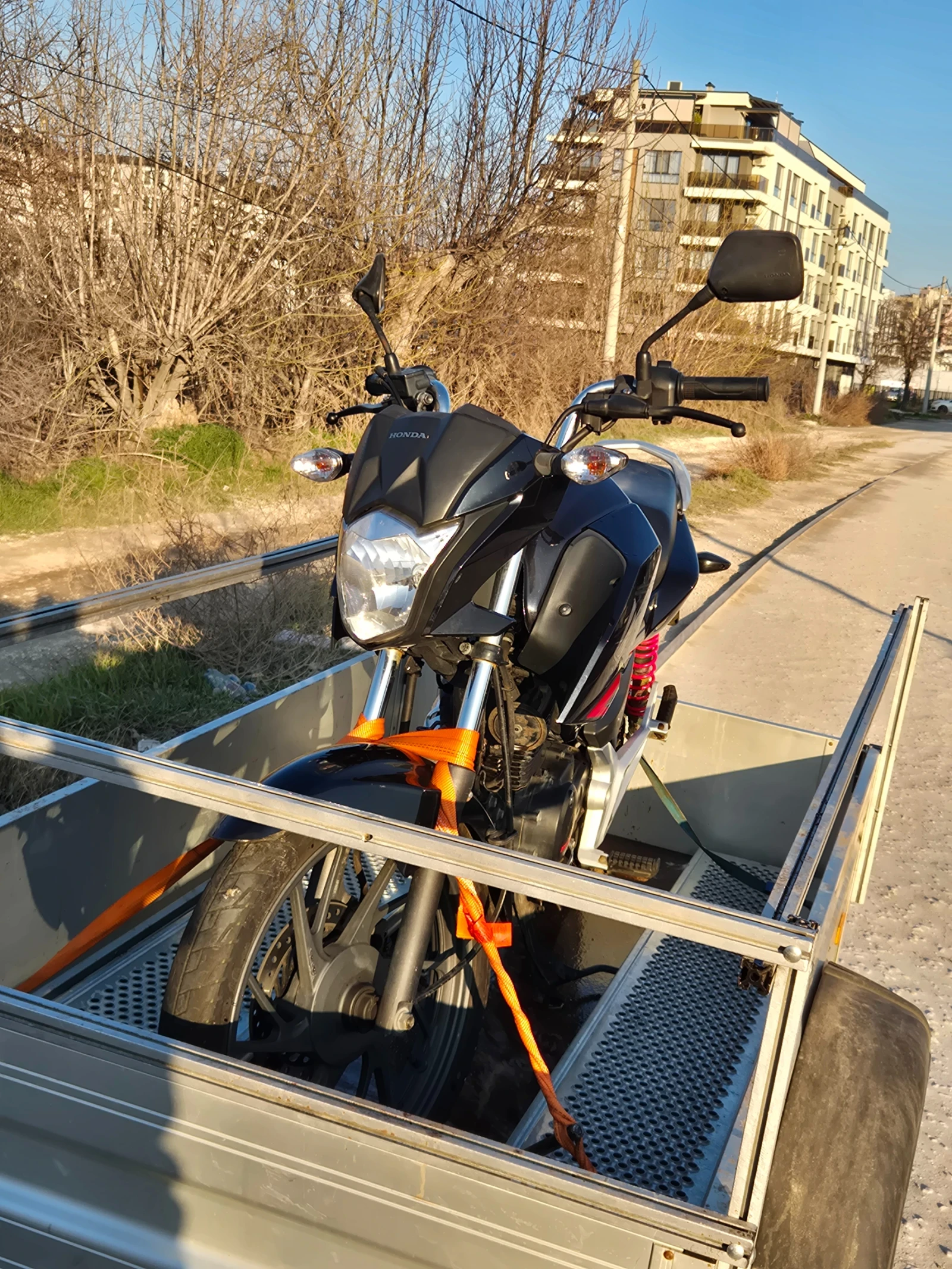 Honda Cb 125F - изображение 3