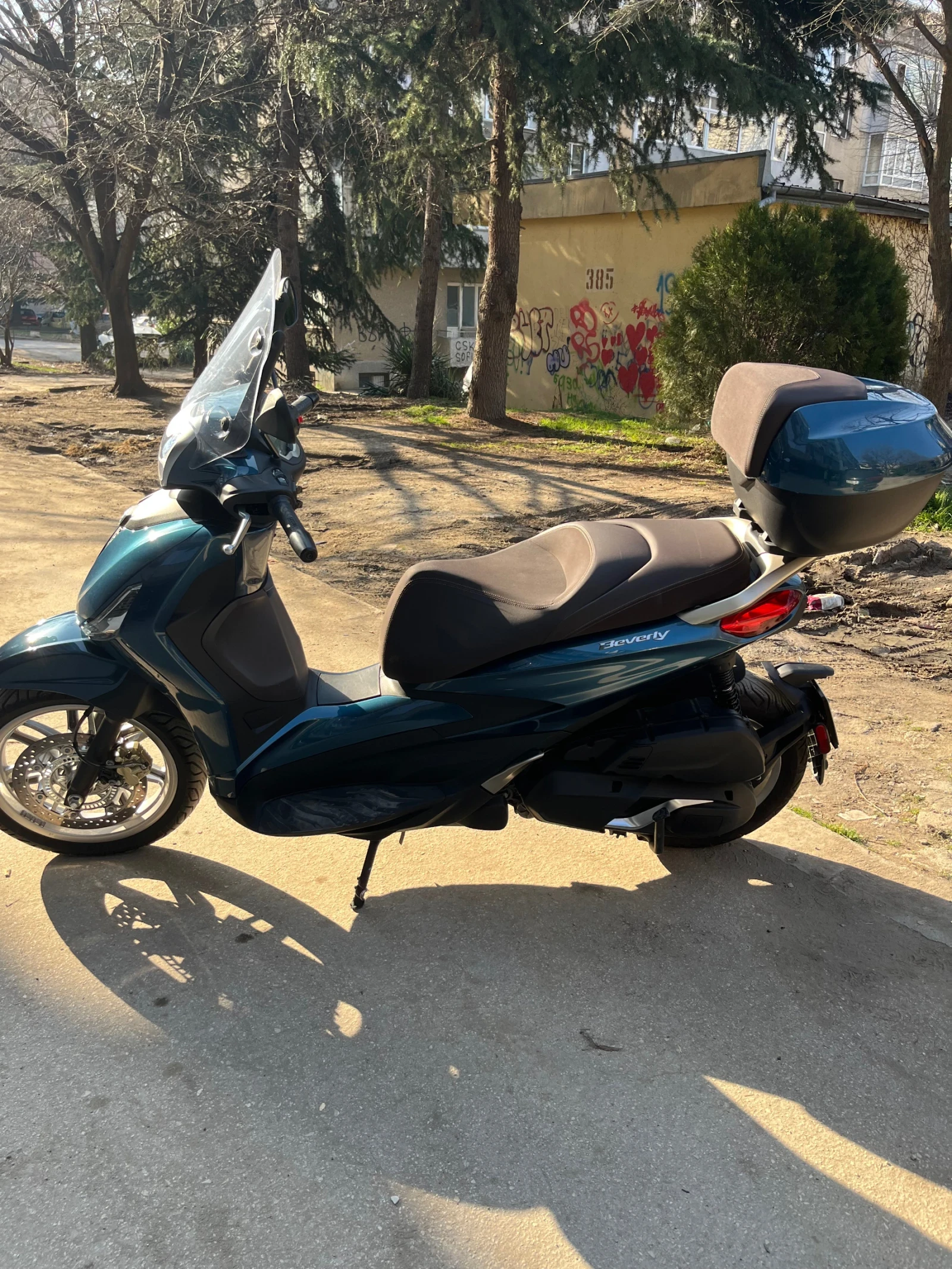 Piaggio Beverly 400, снимка 4 - Мотоциклети и мототехника - 53839934