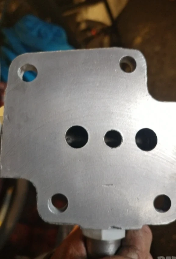 Трактор Т 150, снимка 4 - Селскостопанска техника - 53697790