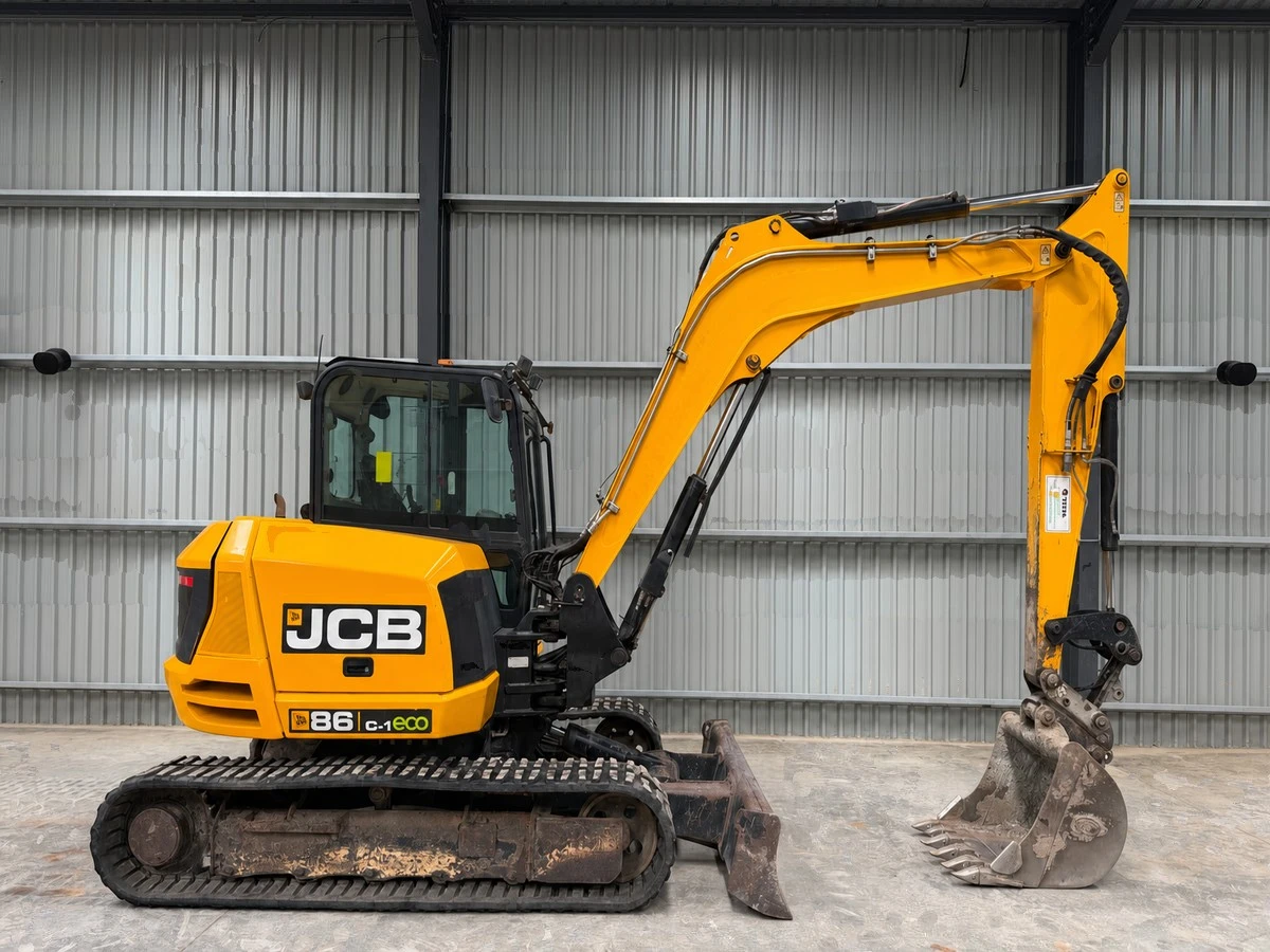 Багер JCB 86C-1 2016, снимка 2 - Индустриална техника - 55156421