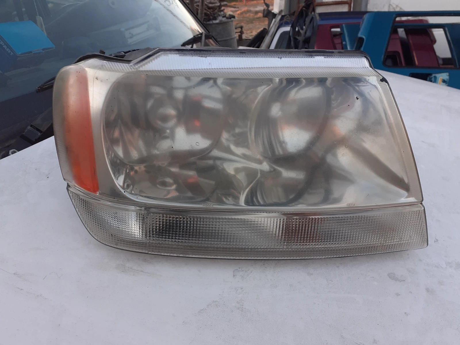     99 3.1 2000.  | Mobile.bg   5