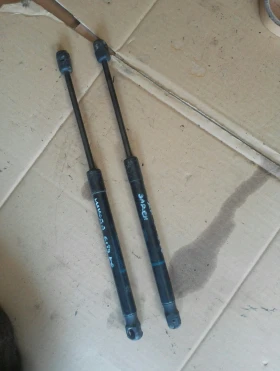 Амортисьори заден капак Шкода Ситигоу (комплект)