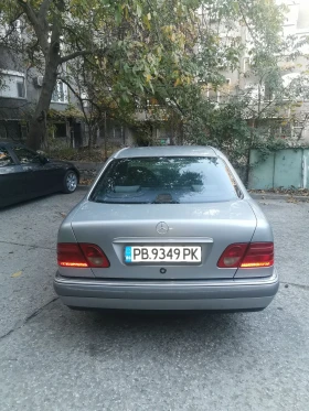 Mercedes-Benz E 250 2, 5TD, снимка 4