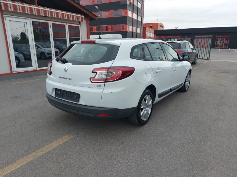 Renault Megane 1.5 dCi, 110 к.с., АВТОМАТИК, 138 500 км.!, снимка 6 - Автомобили и джипове - 42609663