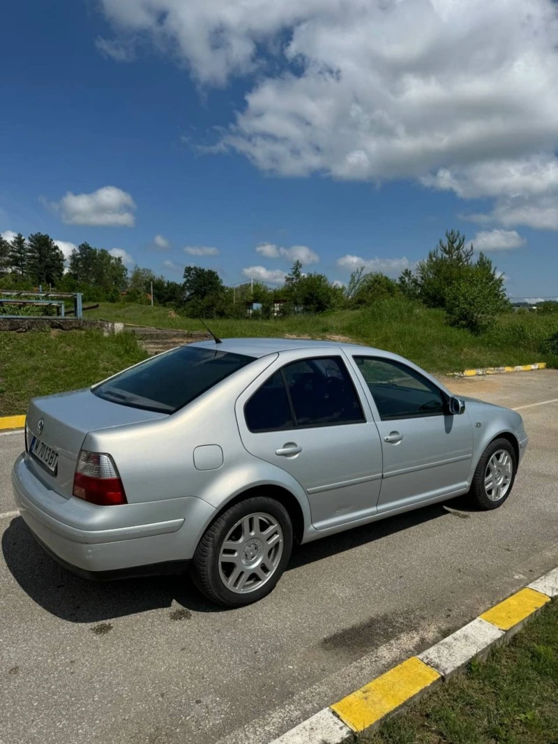 VW Bora, снимка 2 - Автомобили и джипове - 49591923