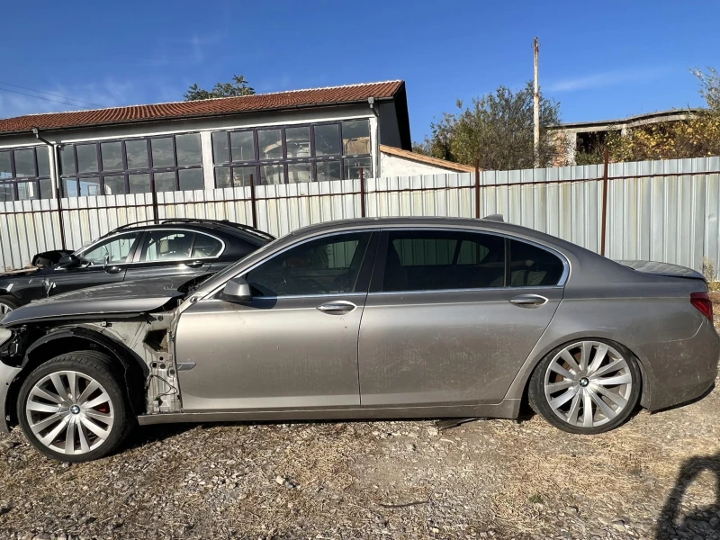 BMW 730, снимка 4 - Автомобили и джипове - 47328291