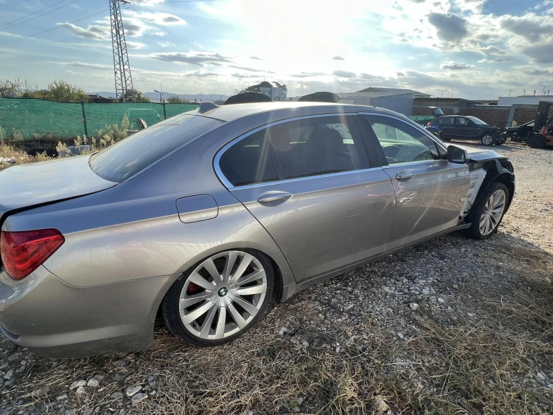 BMW 730, снимка 8 - Автомобили и джипове - 47328291