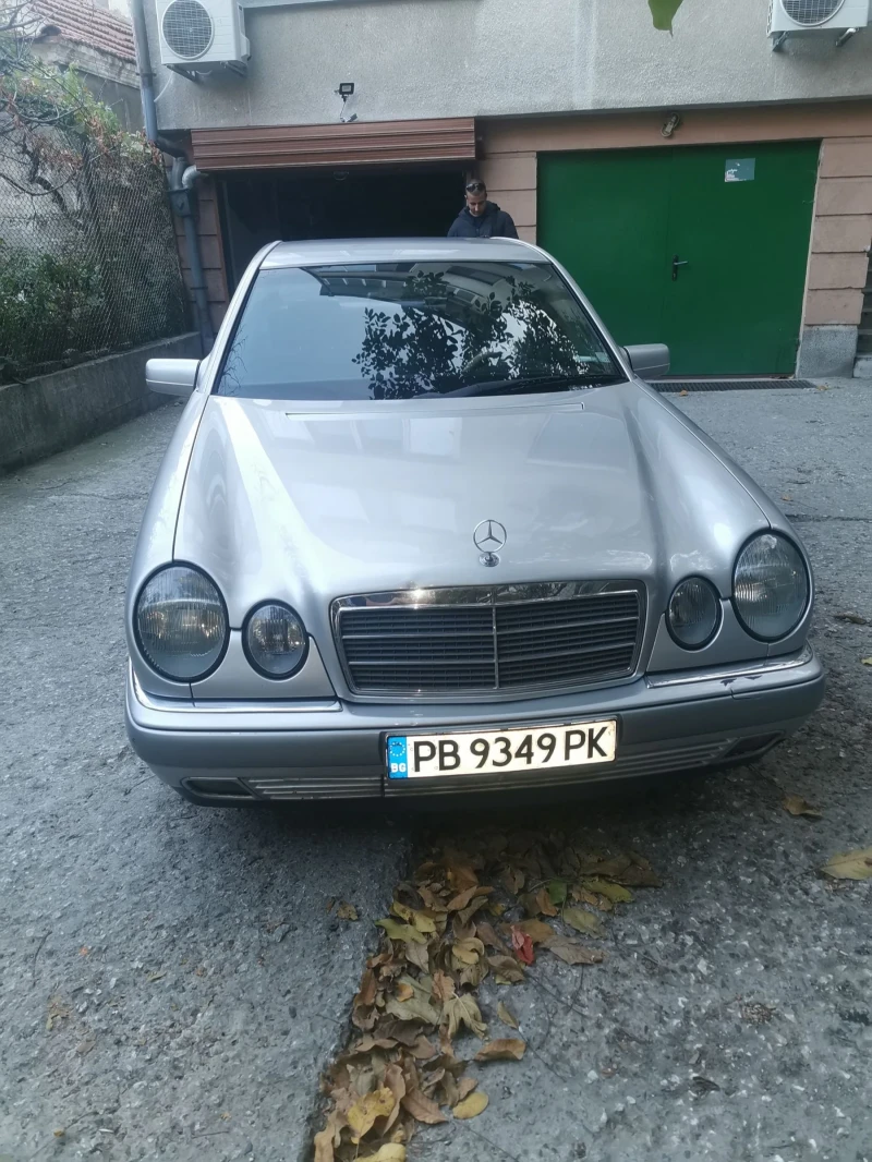 Mercedes-Benz E 250 2, 5TD, снимка 2 - Автомобили и джипове - 47995833