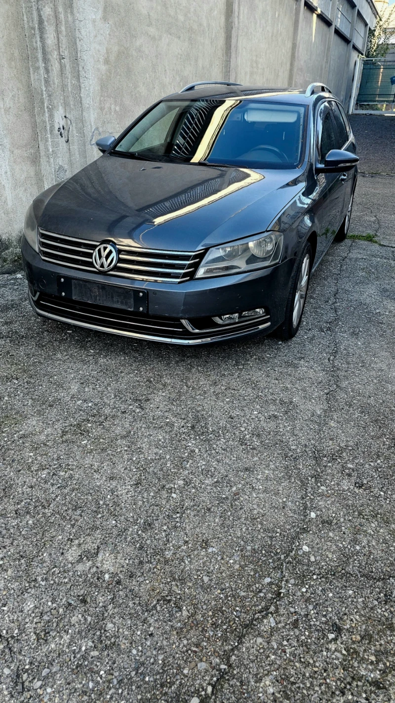 VW Passat 2.0 tdi, dsg, navi!, снимка 1 - Автомобили и джипове - 48128300