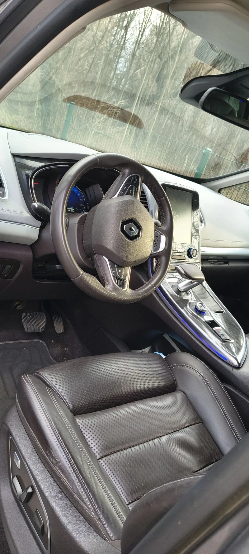 Renault Espace INITIALE 1.6 DCI bi-turbi, снимка 10 - Автомобили и джипове - 52975180