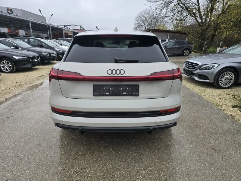 Audi E-Tron  55 Quattro 3x S Line, снимка 16 - Автомобили и джипове - 52892070