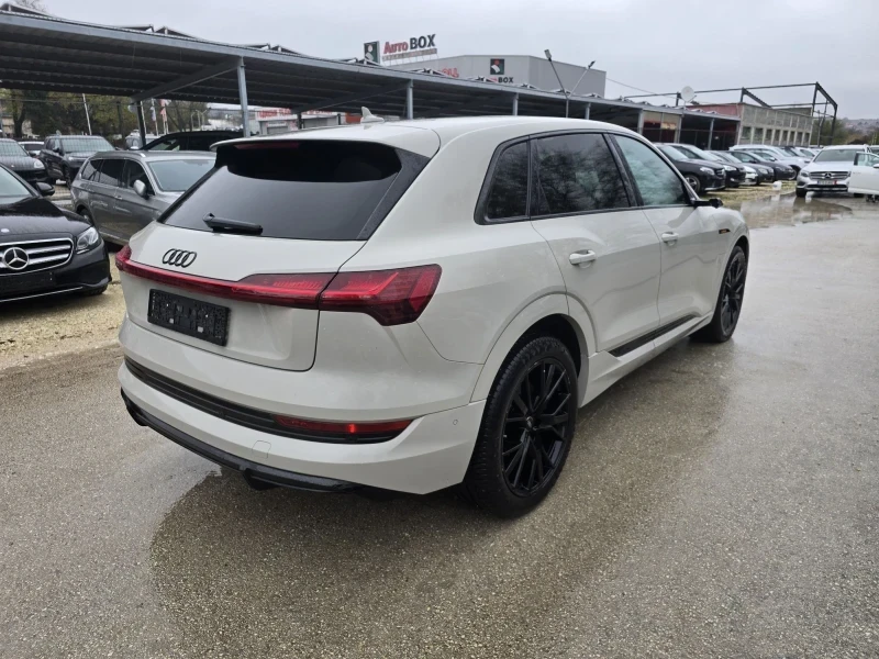 Audi E-Tron  55 Quattro 3x S Line, снимка 4 - Автомобили и джипове - 52892070