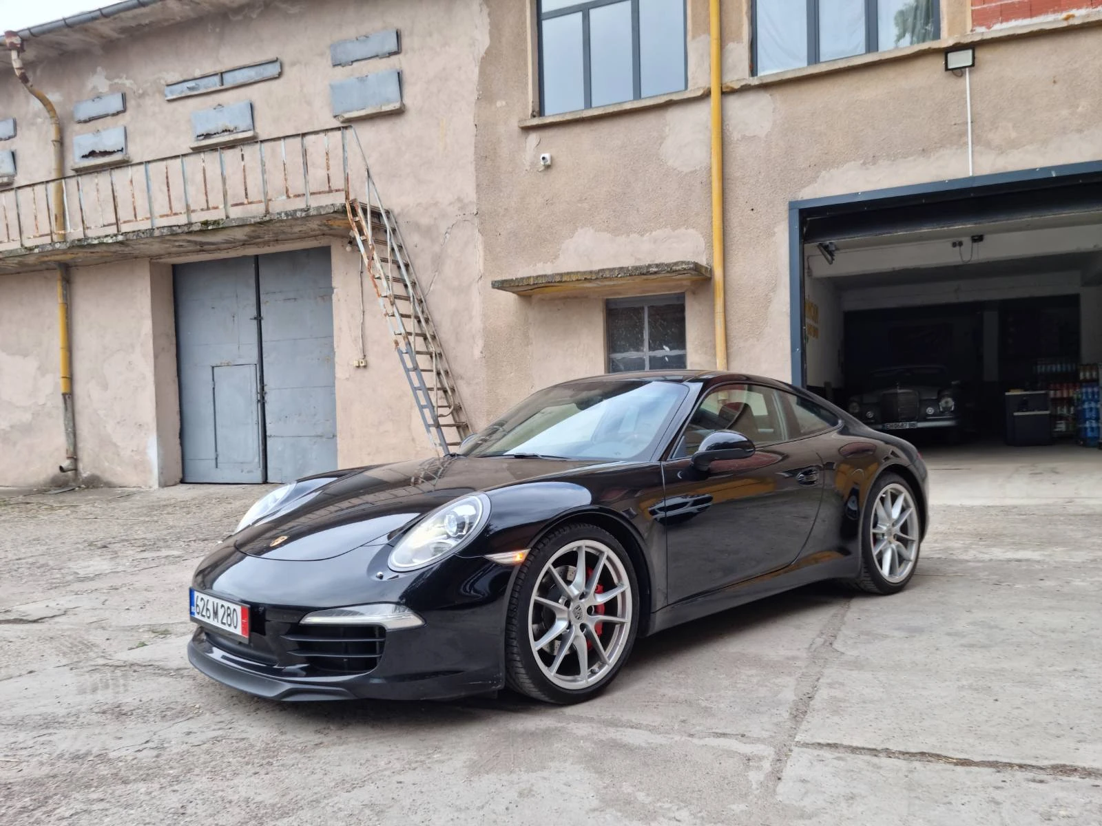 Porsche 911 Carrera S 991.1 - изображение 2