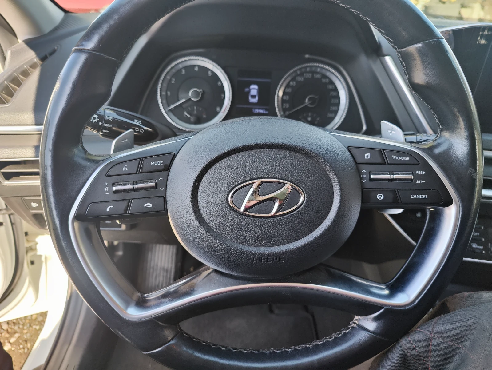 Hyundai Sonata 2.0 - изображение 4