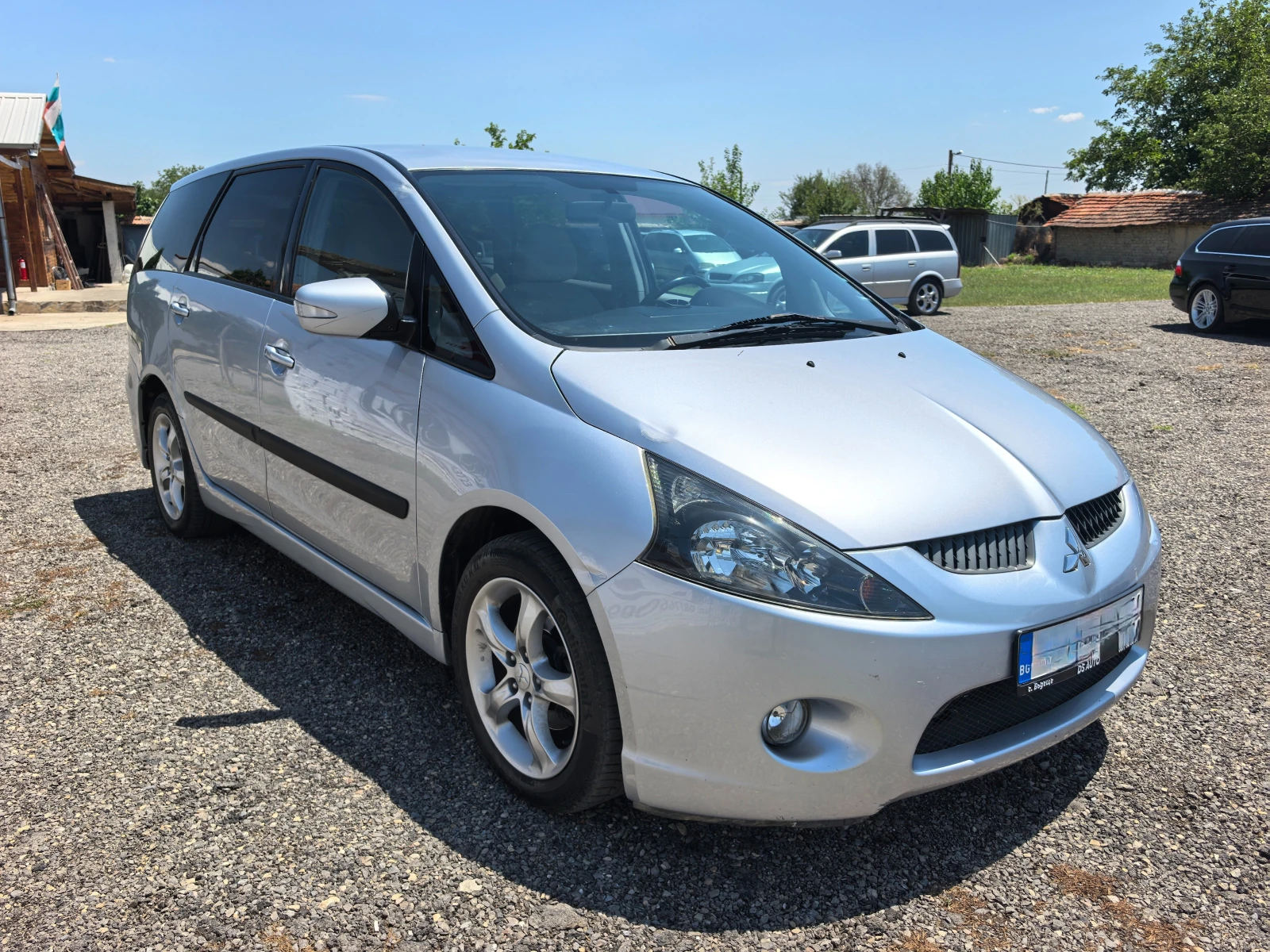 Mitsubishi Grandis 2.4i ГАЗ - изображение 7