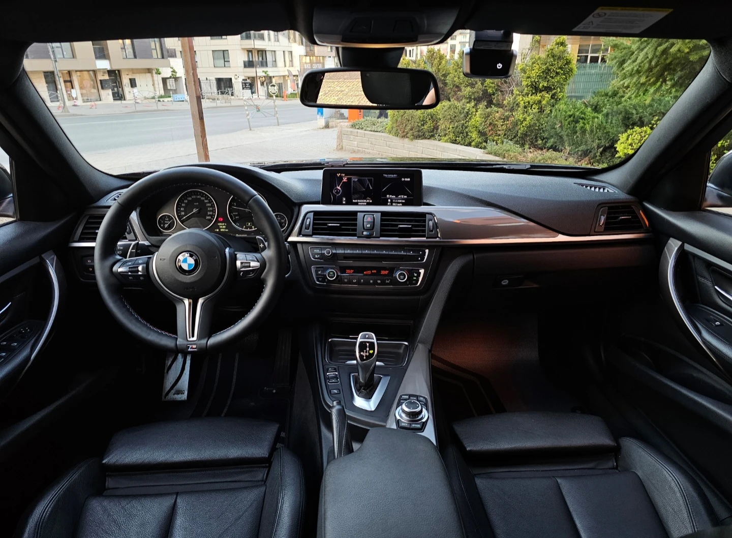 BMW 330 RWD, SAT, M-Pack - изображение 7