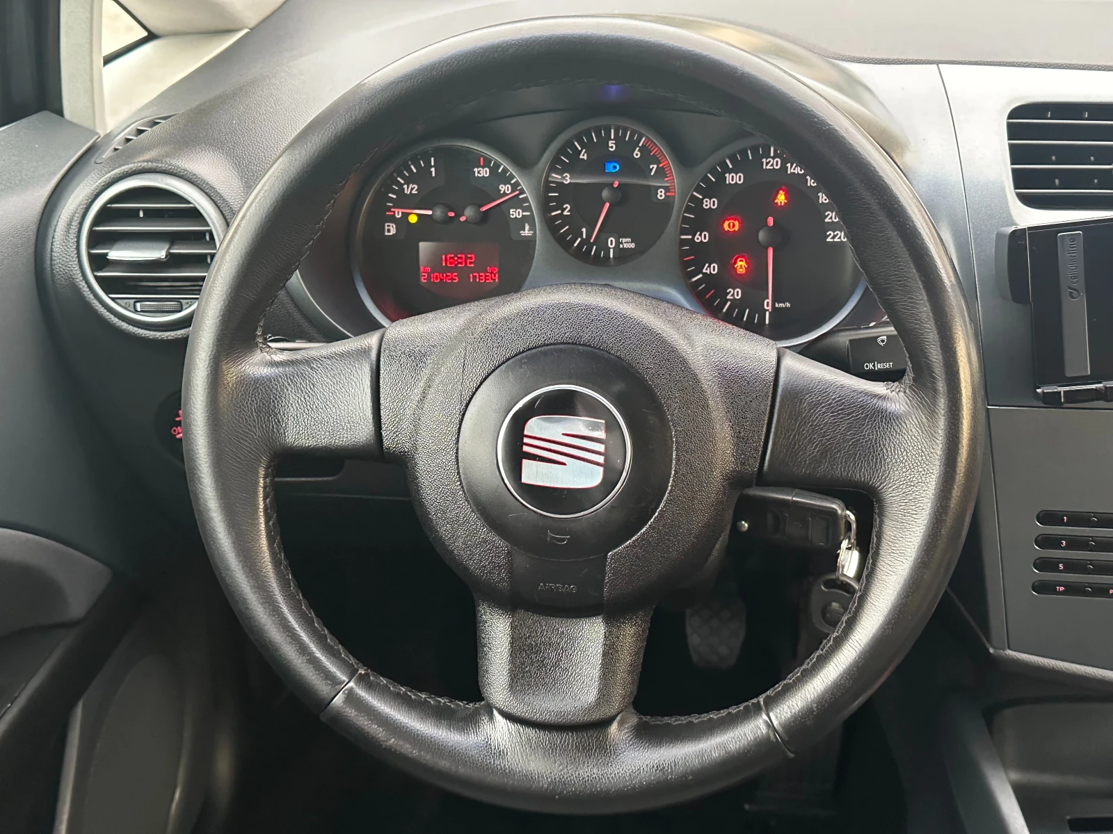 Seat Leon 1.6i-102k.s-EURO4-2007g-5.- | Mobile.bg   10