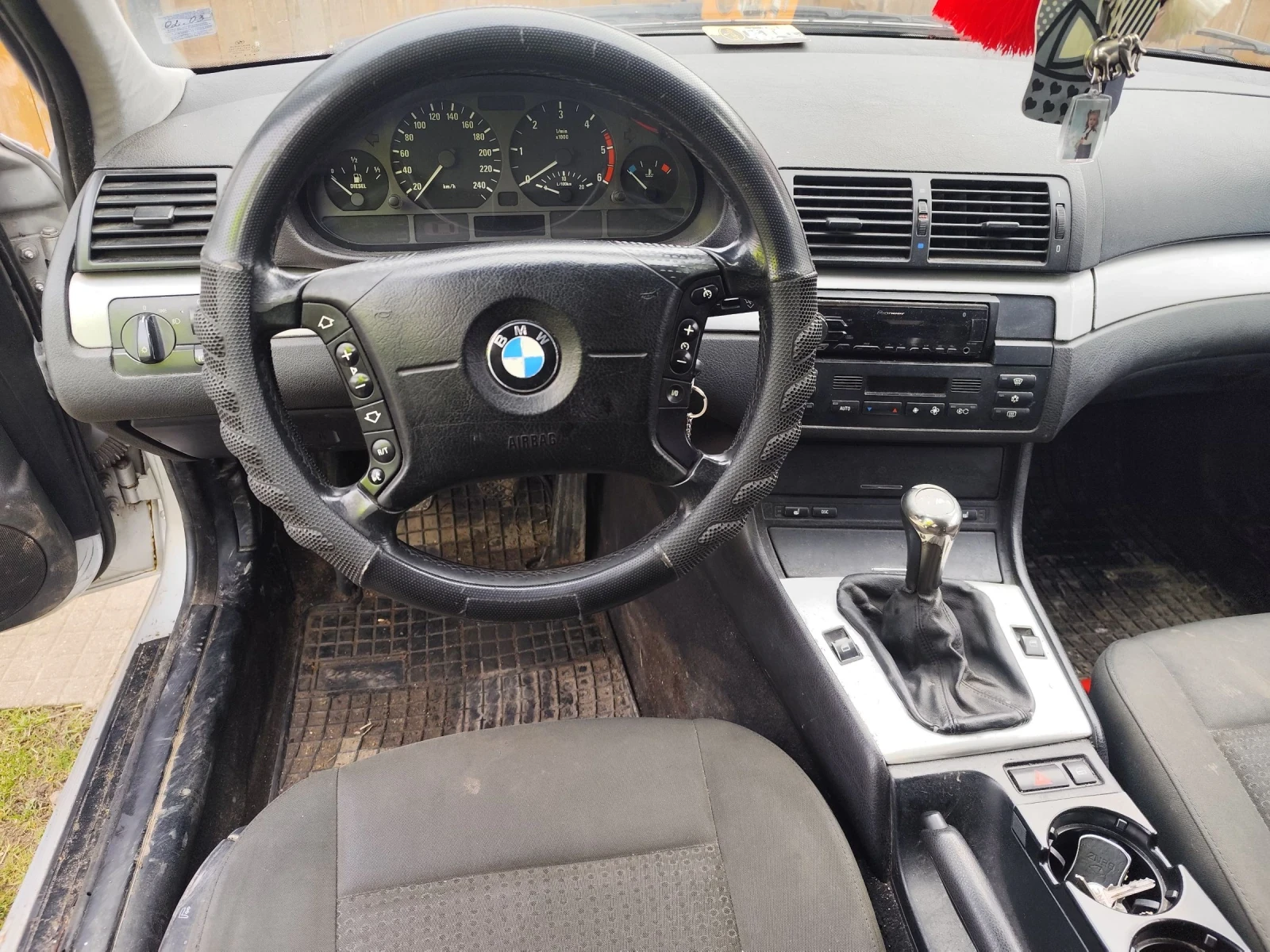 BMW 320 2.0d - изображение 5