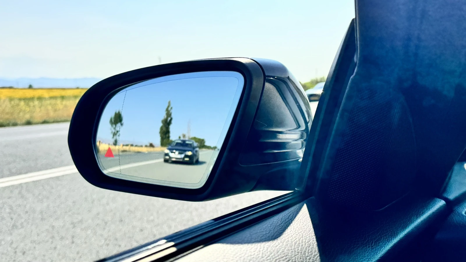 Mercedes-Benz C 220 C220D AMG/DIGITAL/KYLESSGO/DISTRONIC+ /LEATHER/FUL, снимка 14 - Автомобили и джипове - 53890985