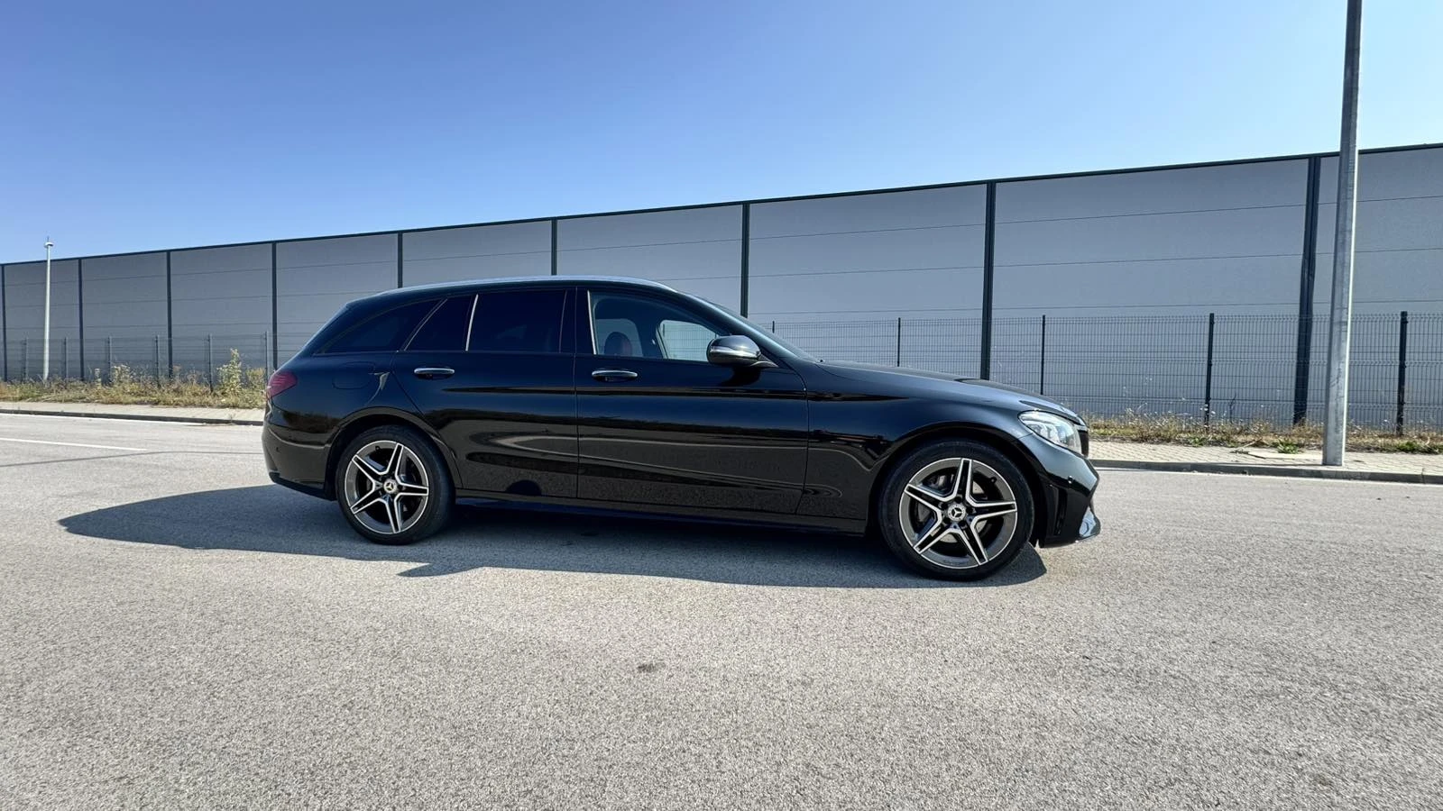 Mercedes-Benz C 220 C220D AMG/DIGITAL/KYLESSGO/DISTRONIC+ /LEATHER/FUL, снимка 7 - Автомобили и джипове - 53890985