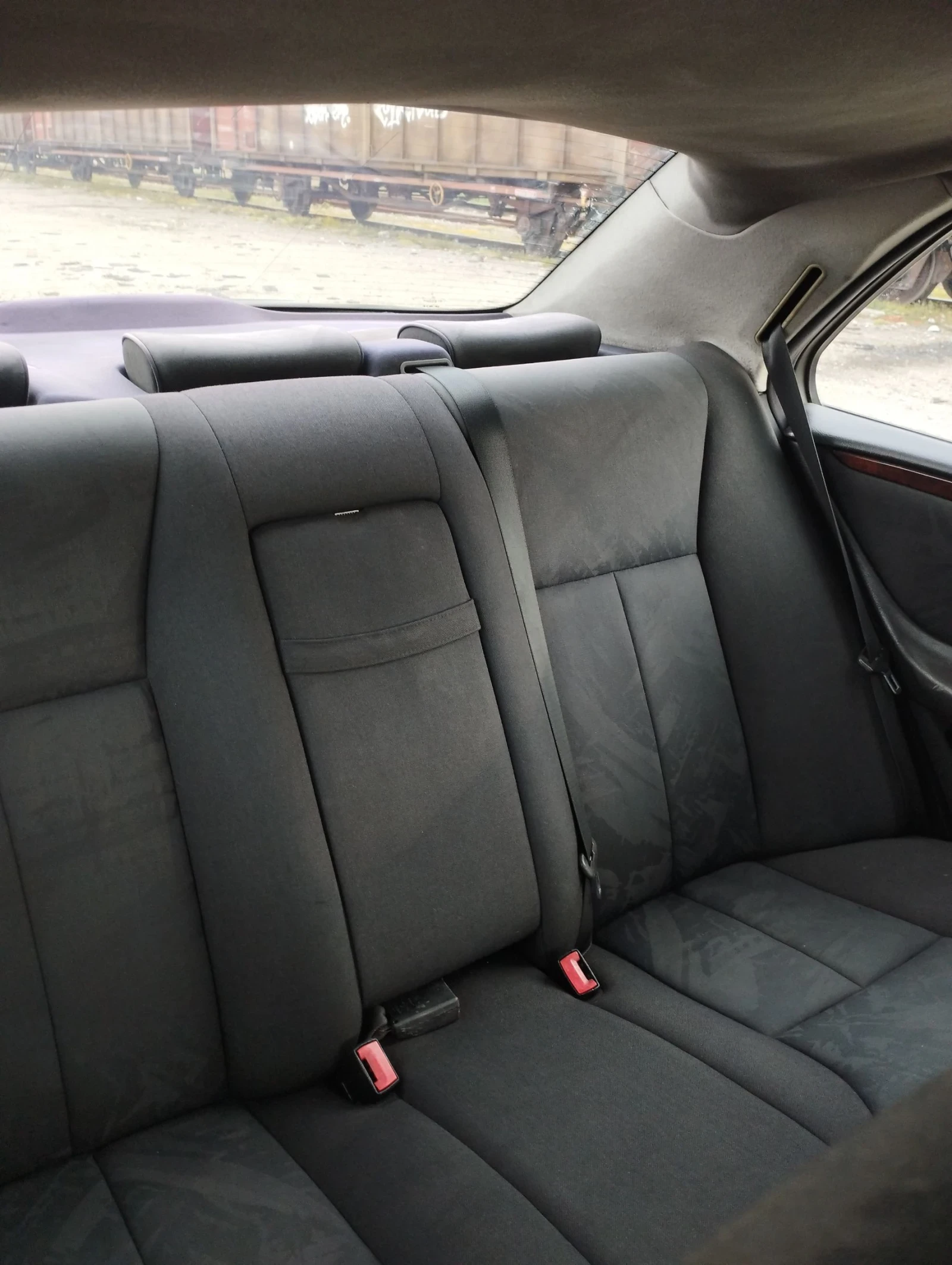 Mercedes-Benz E 220 OM611, снимка 6 - Автомобили и джипове - 53927558