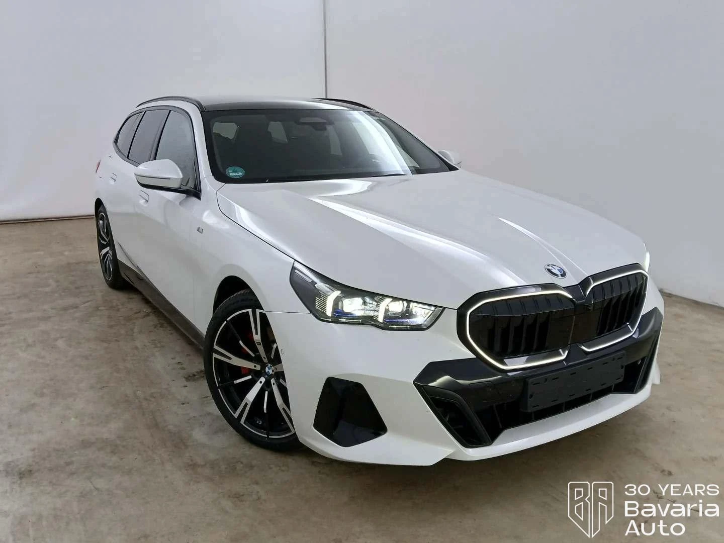 BMW 520 d Touring Steptronic, снимка 4 - Автомобили и джипове - 54475968