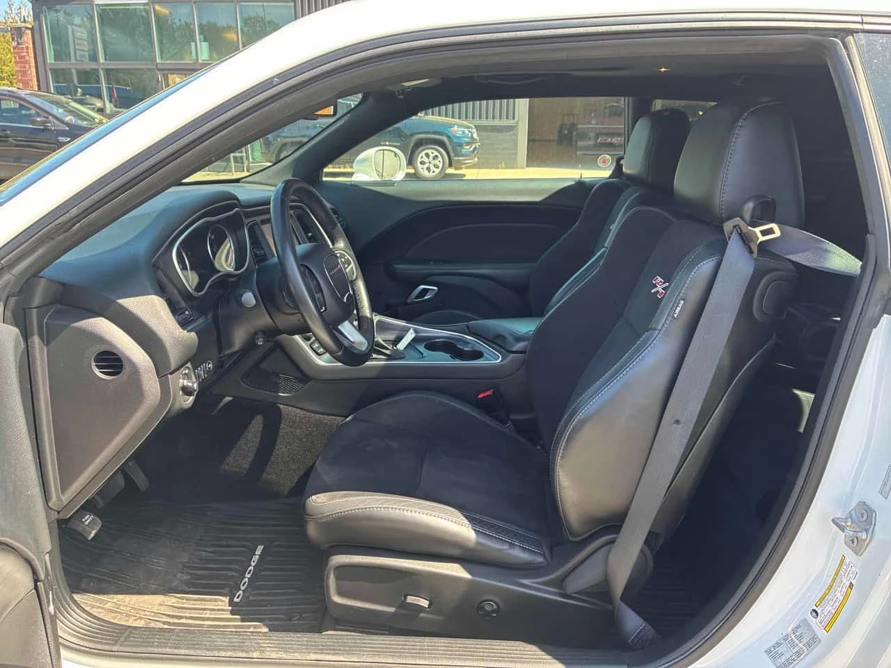 Dodge Challenger 2DR CPE R/T /CARFAX/���������/������� | Mobile.bg � ����������� 6