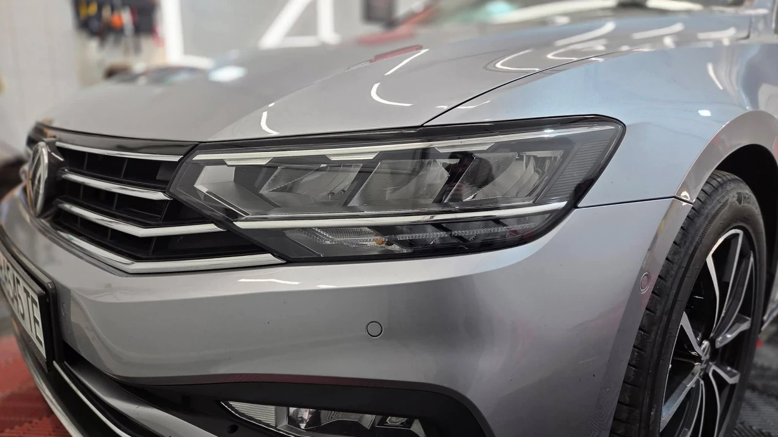VW Passat 2.0 TDI Elegance, снимка 7 - Автомобили и джипове - 54581674