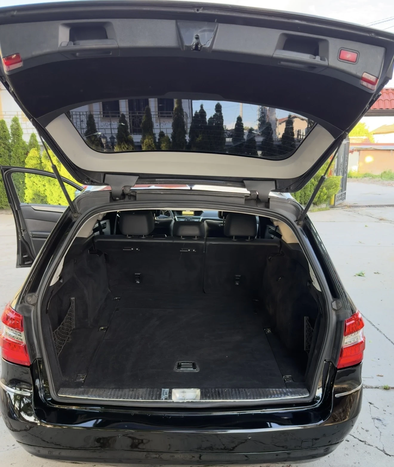 Mercedes-Benz E 200 Авангард Автоматик , снимка 10 - Автомобили и джипове - 54804656