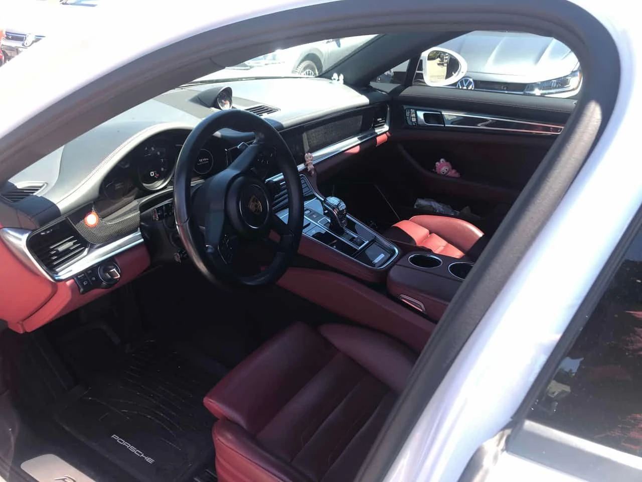 Porsche Panamera 4| BOSE| ОБДУХВАНЕ| ПАНОРАМА| 2 КЛЮЧА| , снимка 7 - Автомобили и джипове - 54942297
