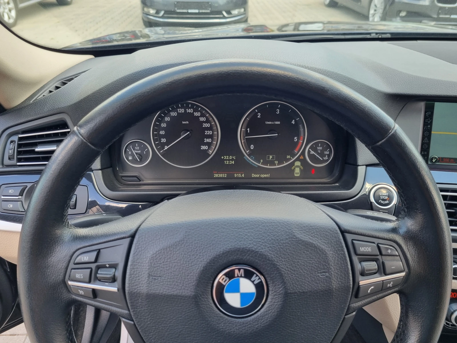 BMW 530 XD-258ps-8 СКОРОСТИ-СЕДАН-РЕВИЗИРАН МОТОР!!!, снимка 9 - Автомобили и джипове - 55047330