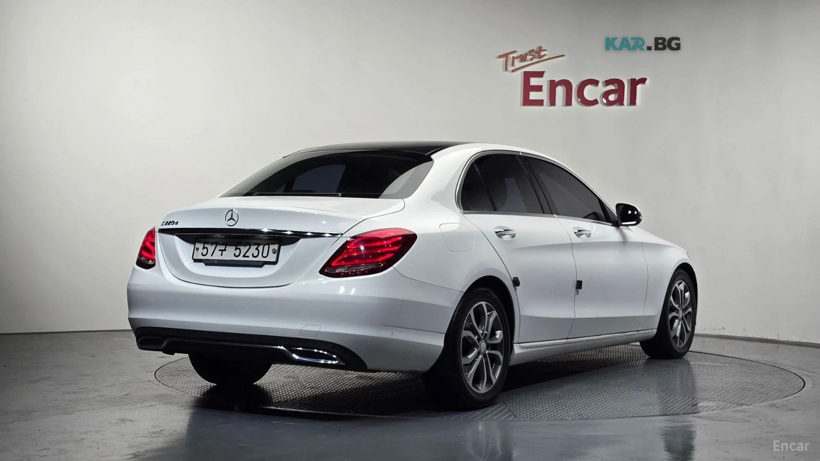 Mercedes-Benz C 220 Avangarde* КОЖА* НАВИ* ПАНО, снимка 2 - Автомобили и джипове - 55414898