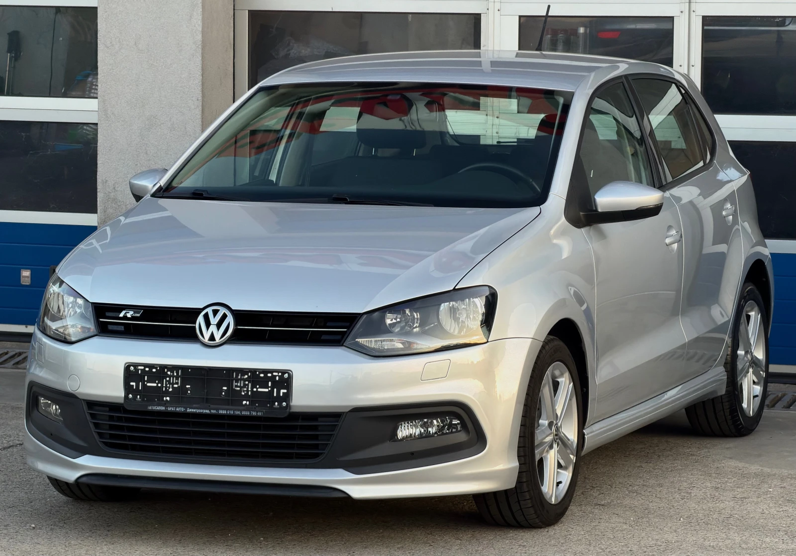 VW Polo 1.2i/R-LINE/ЕВРО5B/НАПЪЛНО ОБСЛУЖЕН/РЕАЛЕН ПРОБЕГ