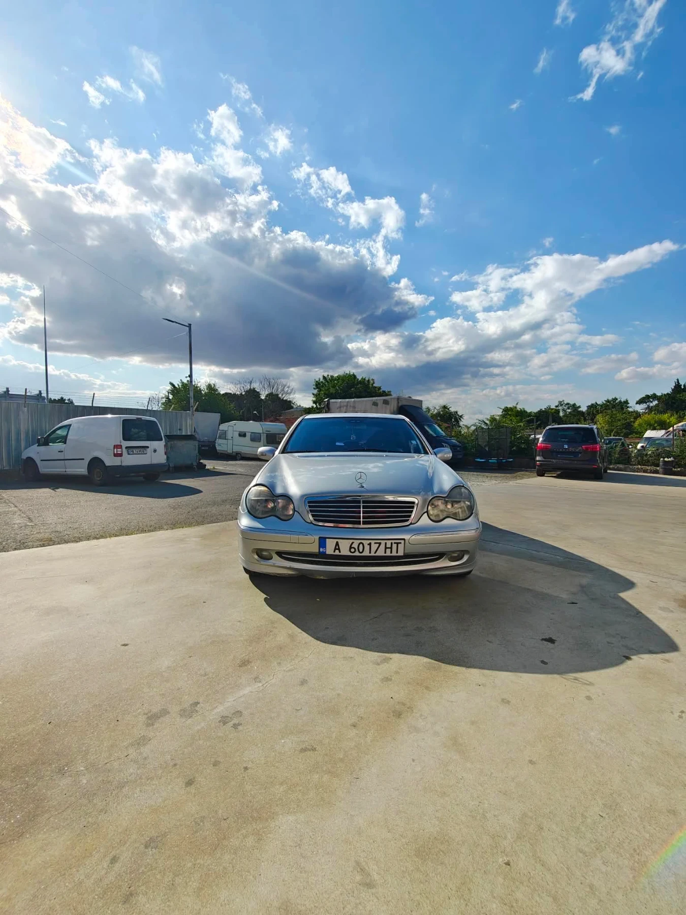 Mercedes-Benz C 270 Avangarde, снимка 2 - Автомобили и джипове - 55799461