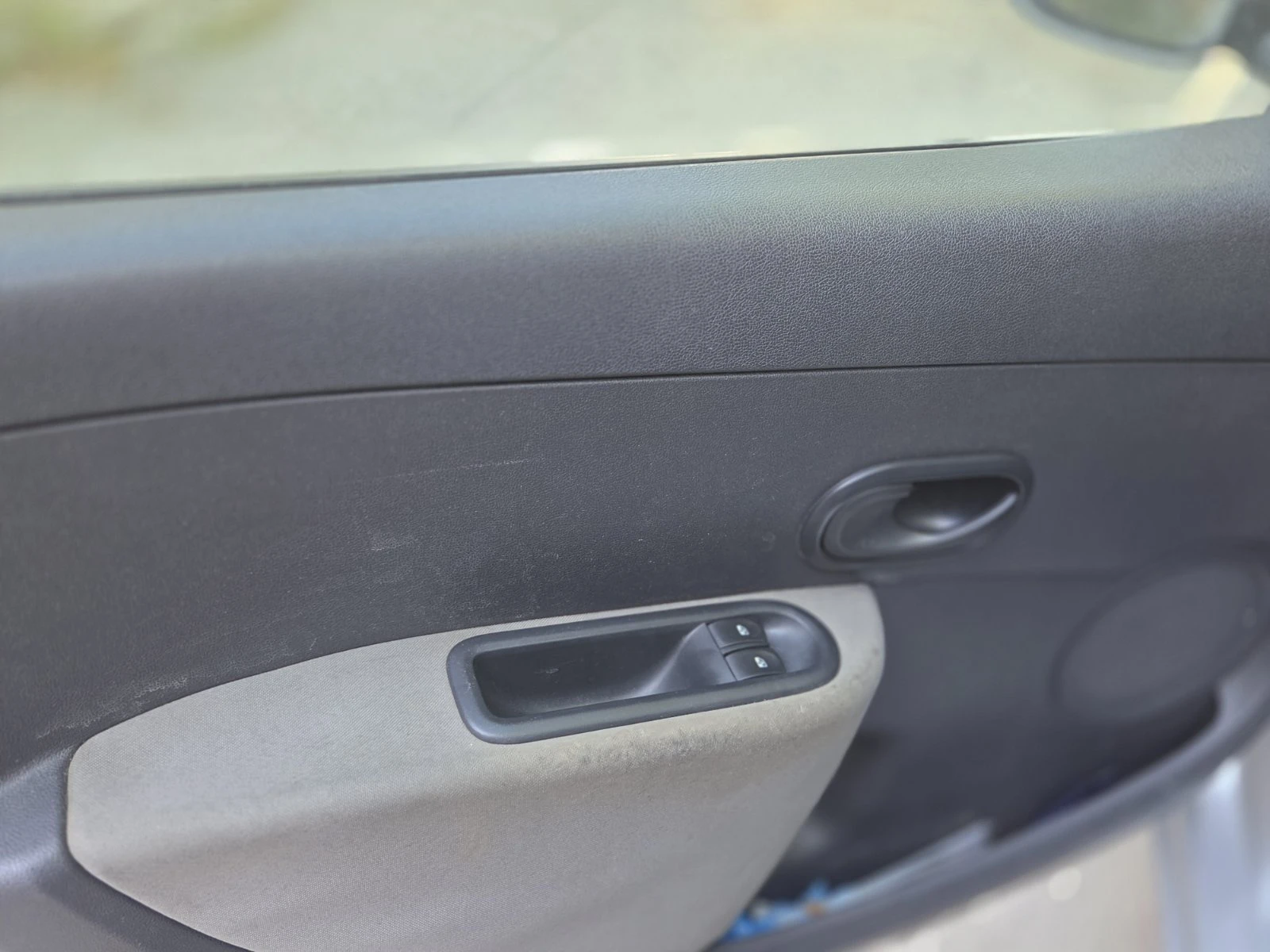 Renault Clio, снимка 12 - Автомобили и джипове - 55898336