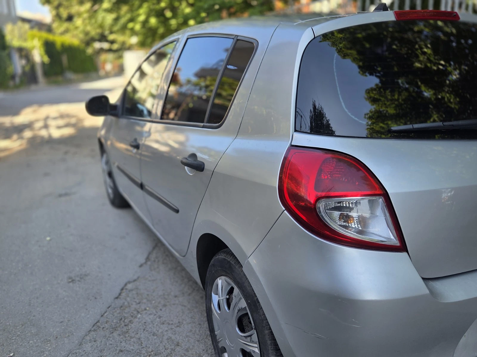 Renault Clio, снимка 3 - Автомобили и джипове - 55898336
