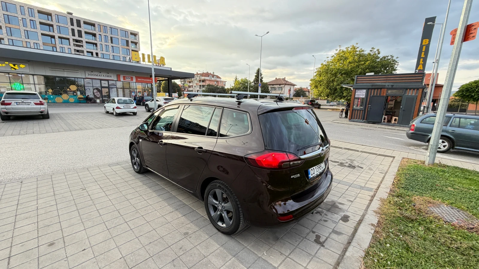 Opel Zafira 2.0 diesel Tourer, снимка 4 - Автомобили и джипове - 56274022