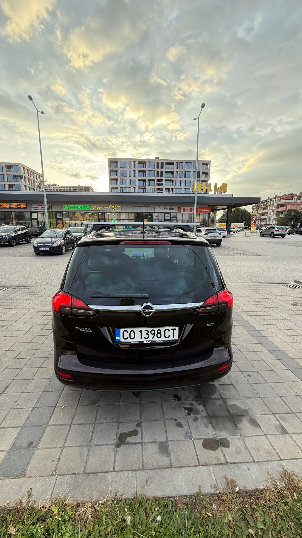 Opel Zafira 2.0 diesel Tourer, снимка 5 - Автомобили и джипове - 56274022