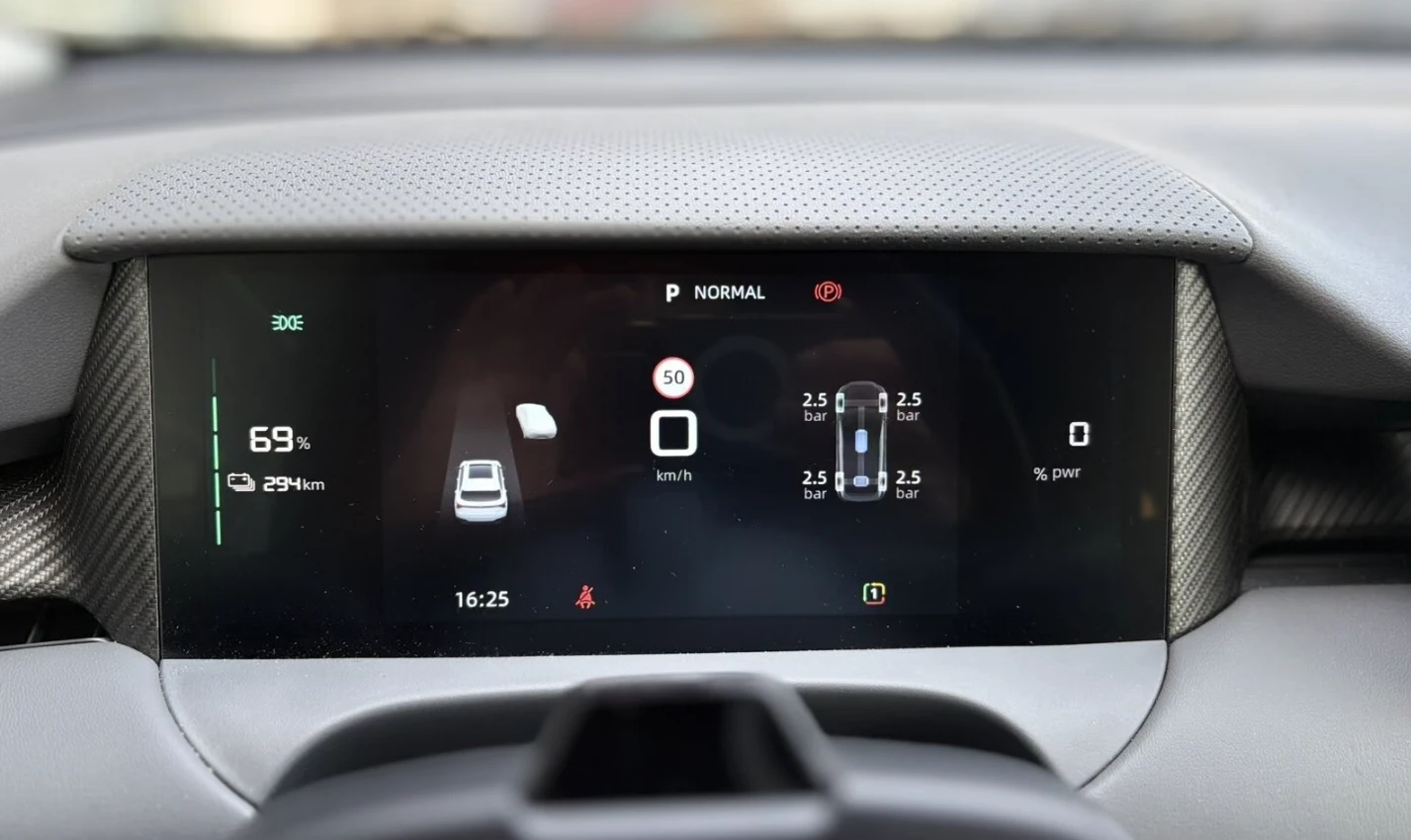 Mg S5 Luxury Long Range, снимка 8 - Автомобили и джипове - 56289416
