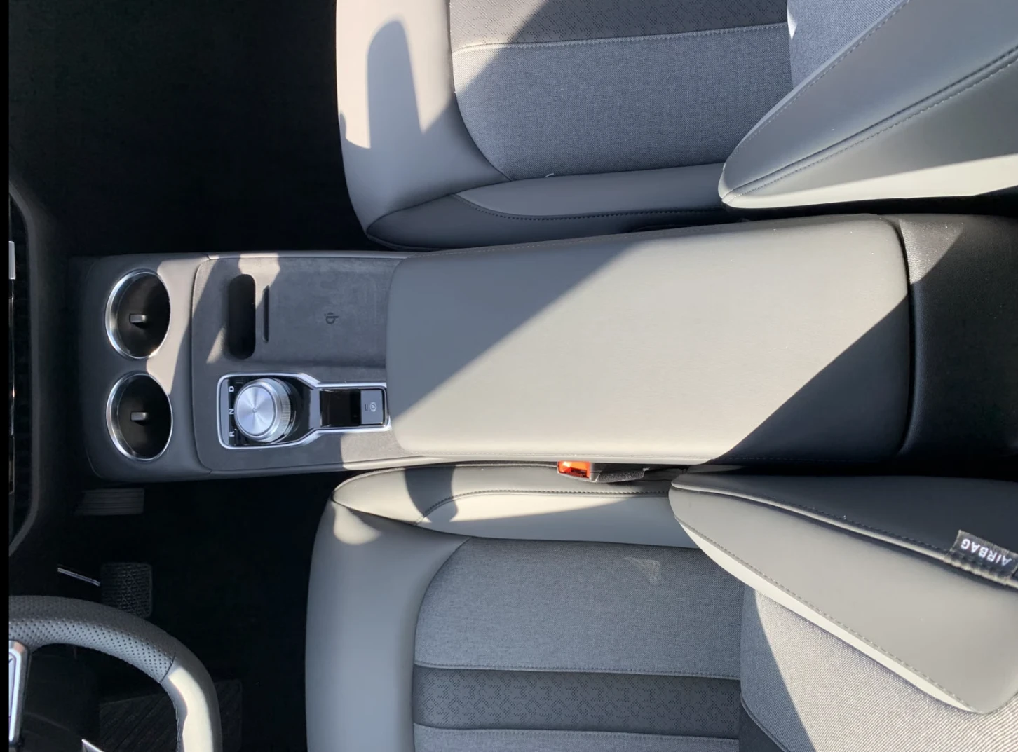 Mg S5 Luxury Long Range, снимка 10 - Автомобили и джипове - 56289416
