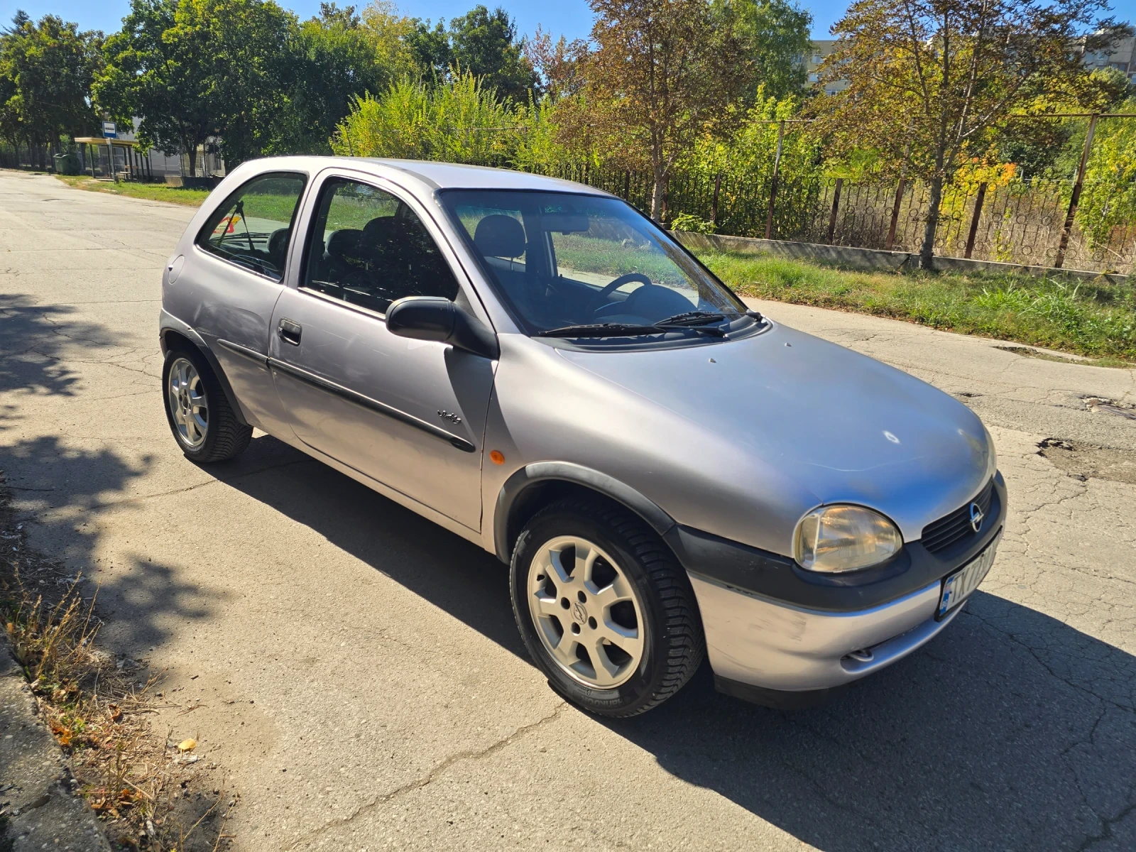 Opel Corsa 1.0 12V, снимка 3 - Автомобили и джипове - 56336474