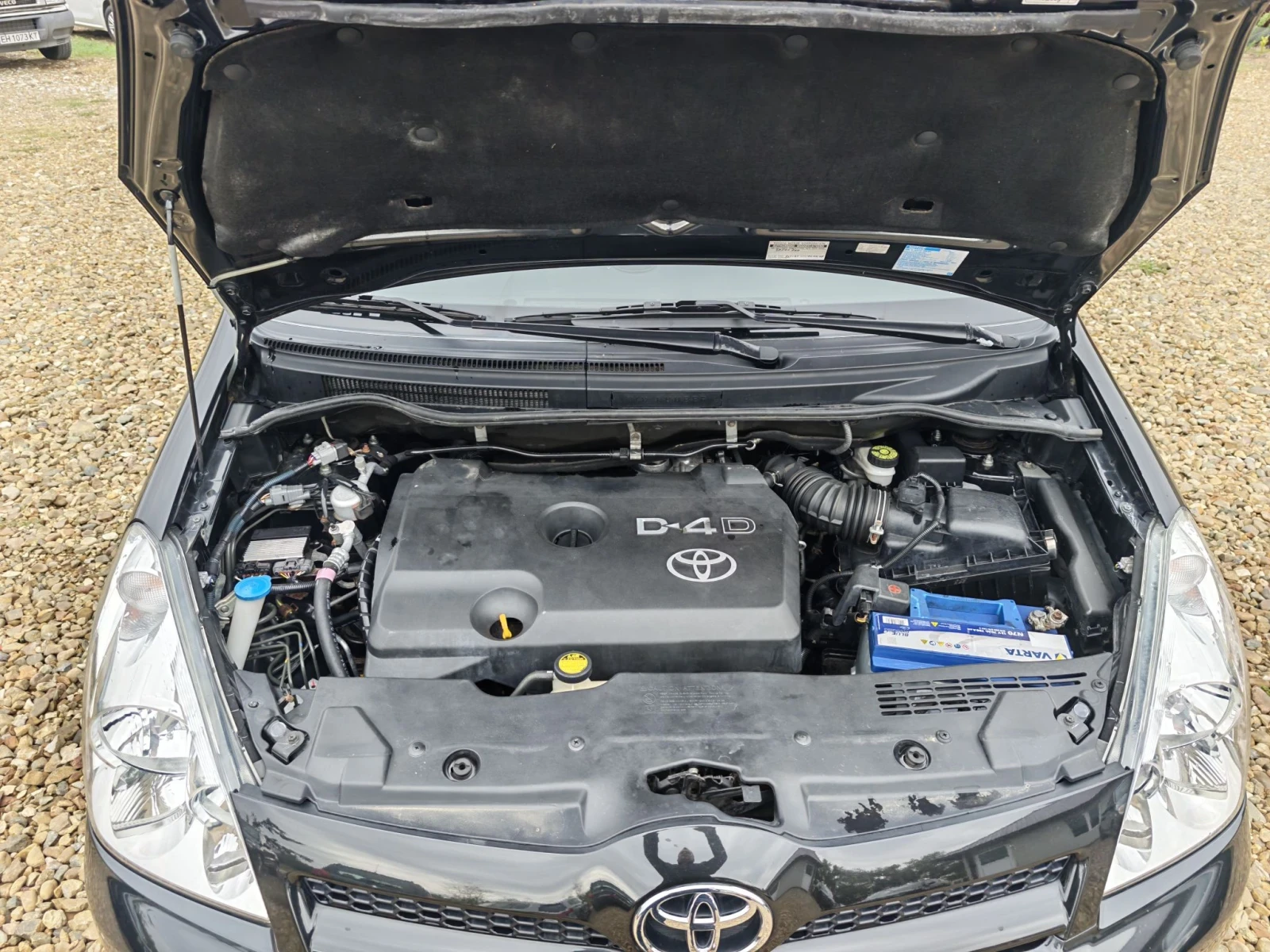Toyota Corolla verso 2.2 D4D 136�.�. | Mobile.bg � ����������� 17