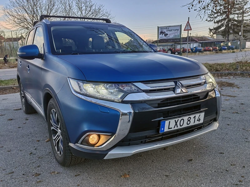 Mitsubishi Outlander 2.2D 4WD* Сервизна история* Един собств.* 7-местен, снимка 7 - Автомобили и джипове - 48534991