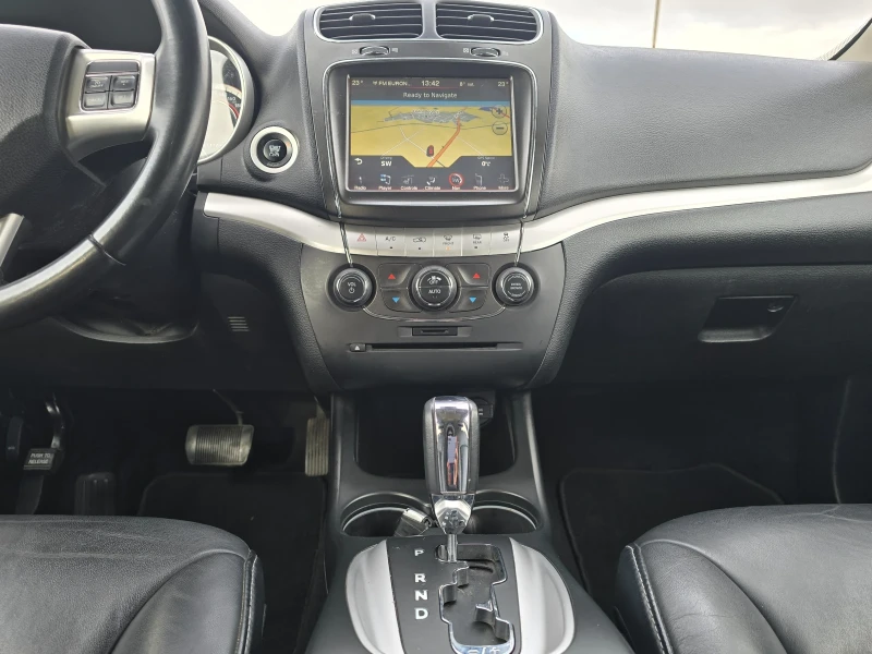 Fiat Freemont 2.0D 170кс 4х4 7 места 172000 км. , снимка 13 - Автомобили и джипове - 52379356