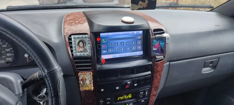 Kia Sorento, снимка 3 - Автомобили и джипове - 52545425