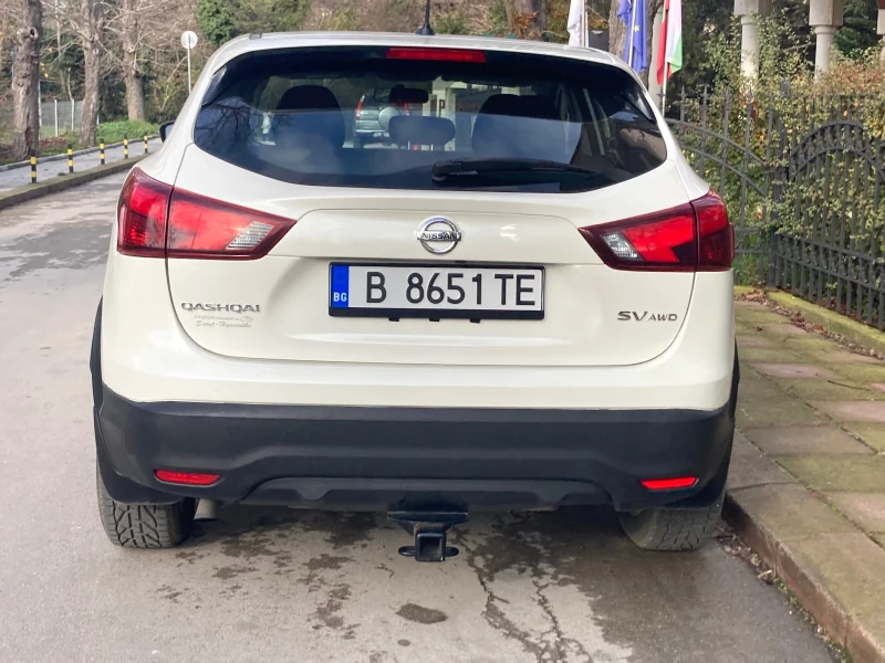 Nissan Qashqai SV AWD, снимка 5 - Автомобили и джипове - 52651404