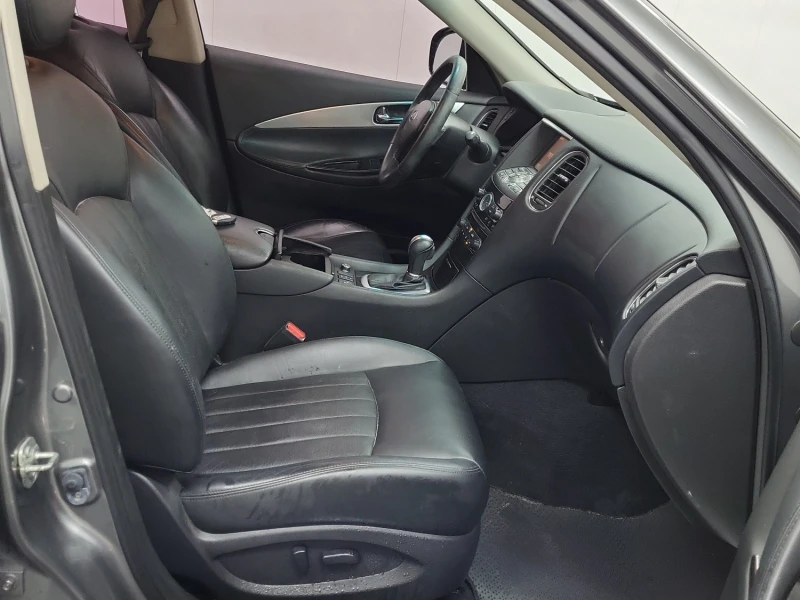 Infiniti QX50 * * CARFAX * * АВТО КРЕДИТ * * , снимка 8 - Автомобили и джипове - 52882769